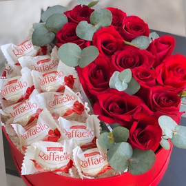 Box of roses and raffaelo