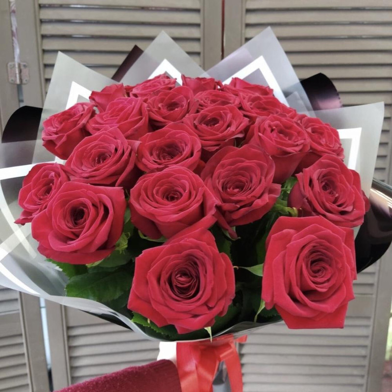 25 roses 60 cm decorated, standart