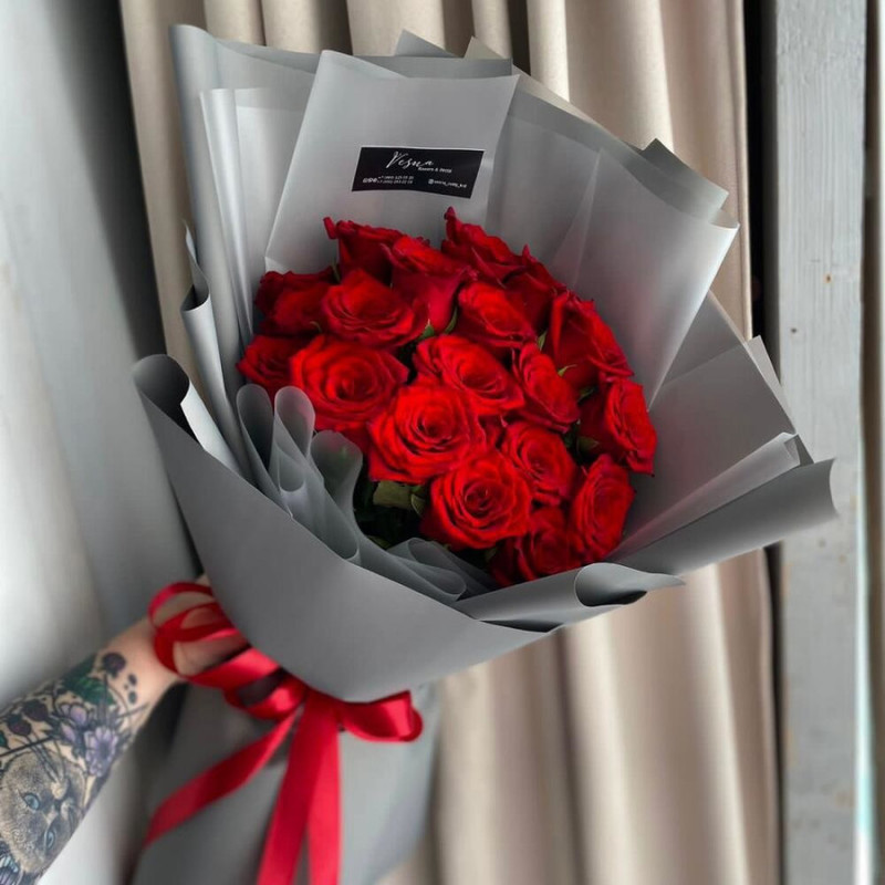 19 roses in a designer packageMono bouquet size S, standart