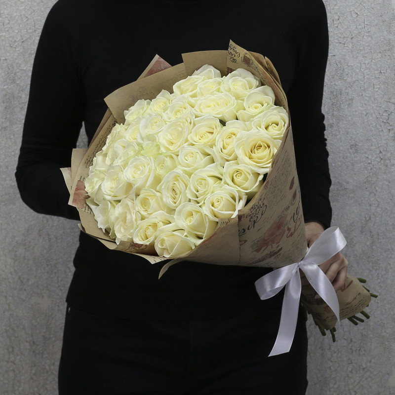 35 white roses "Avalanche" 50 cm in kraft paper, standart