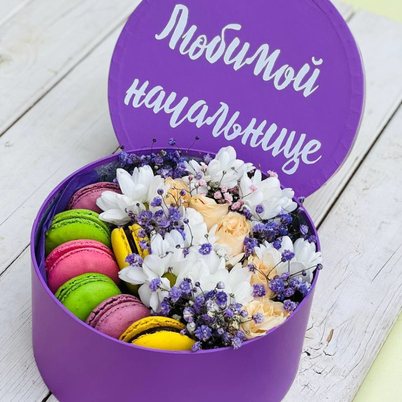 Macaroni in a box with flowers, standart
