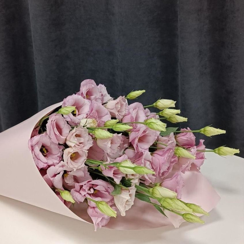 Mono bouquet of eustoma, standart