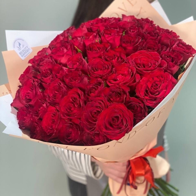 51 роза высокая красная роза 60-70 см., стандартный