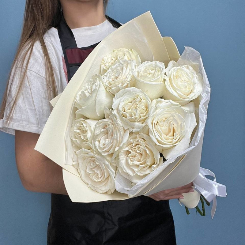 Белые пионовидные розы, стандартный