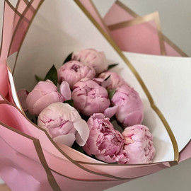 Bouquet of soft pink peonies