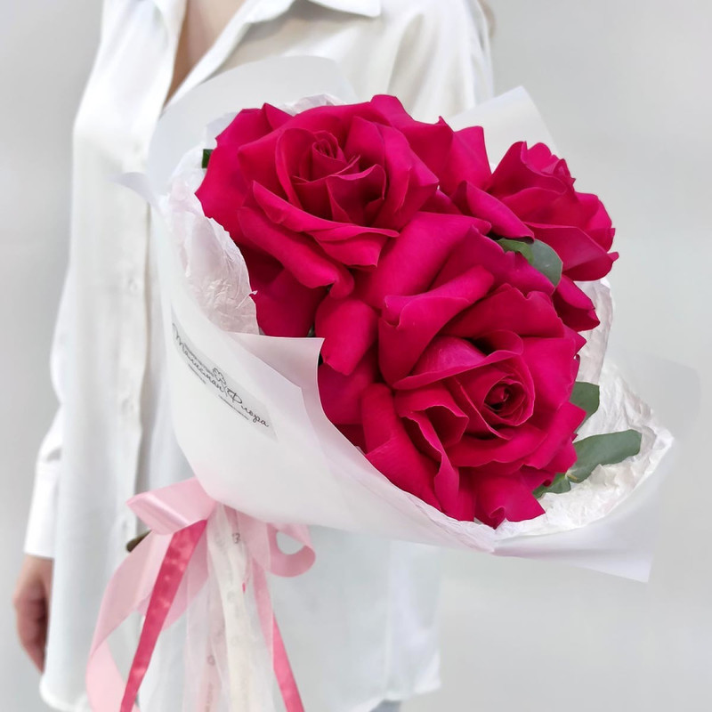 Raspberry compliment roses in packaging, standart
