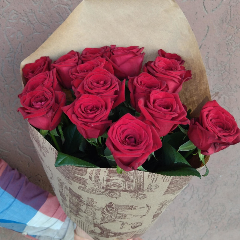 bouquet of 15 red roses, standart