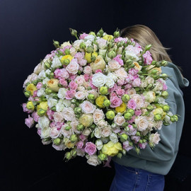 Bouquet of spray roses mix "Love Story"