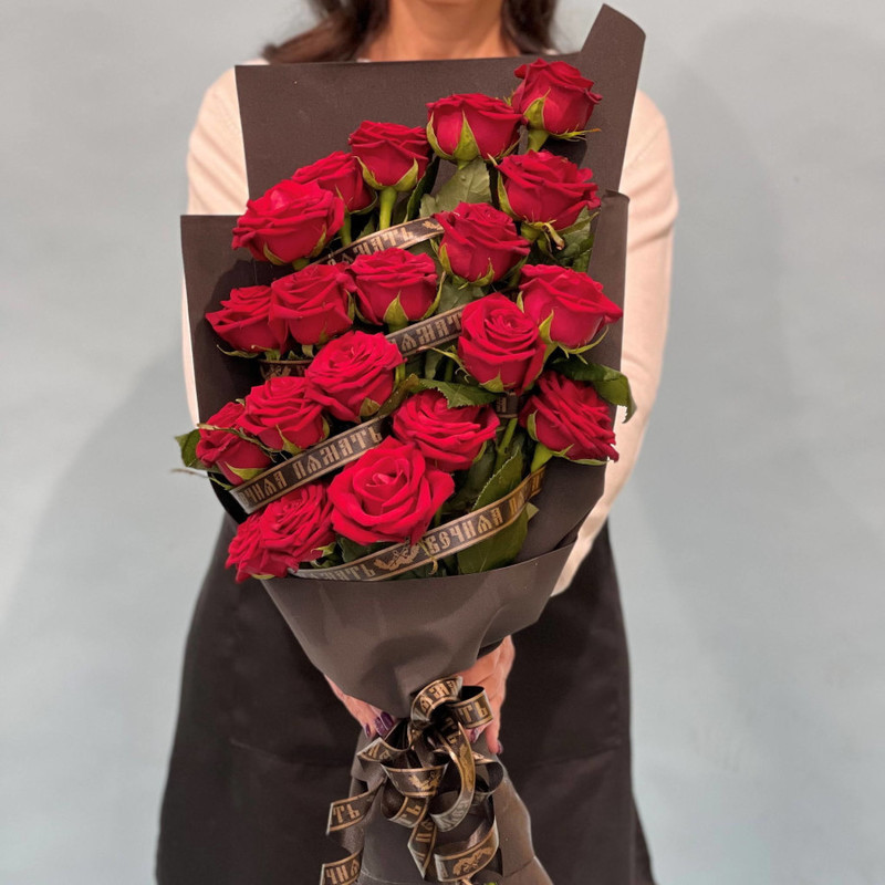 Funeral bouquet of red roses, standart