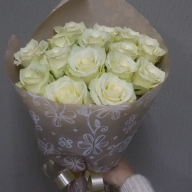 Mono bouquet of white roses 15 pcs