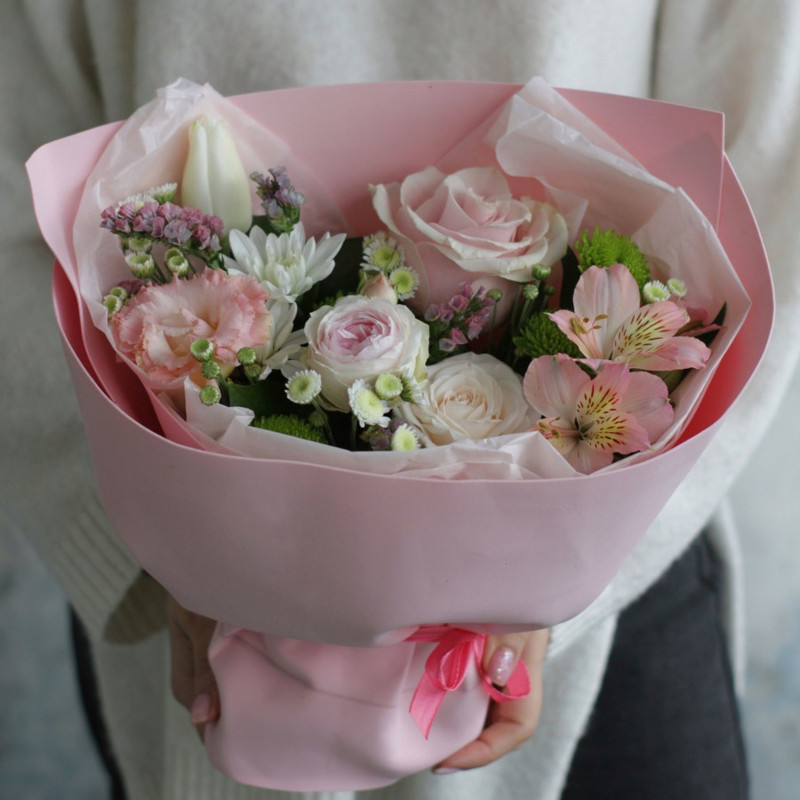 Flower arrangement "Surprise from the florist", standart