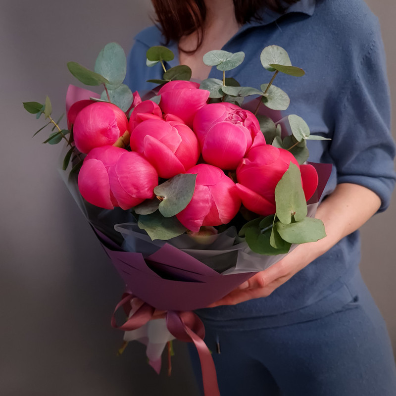 7 peonies Coral Charm with eucalyptus, standart