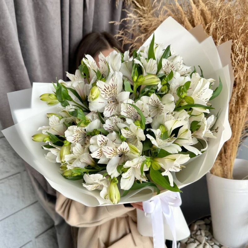 Bouquet of white alstraemeria 9 branchesSize S, standart