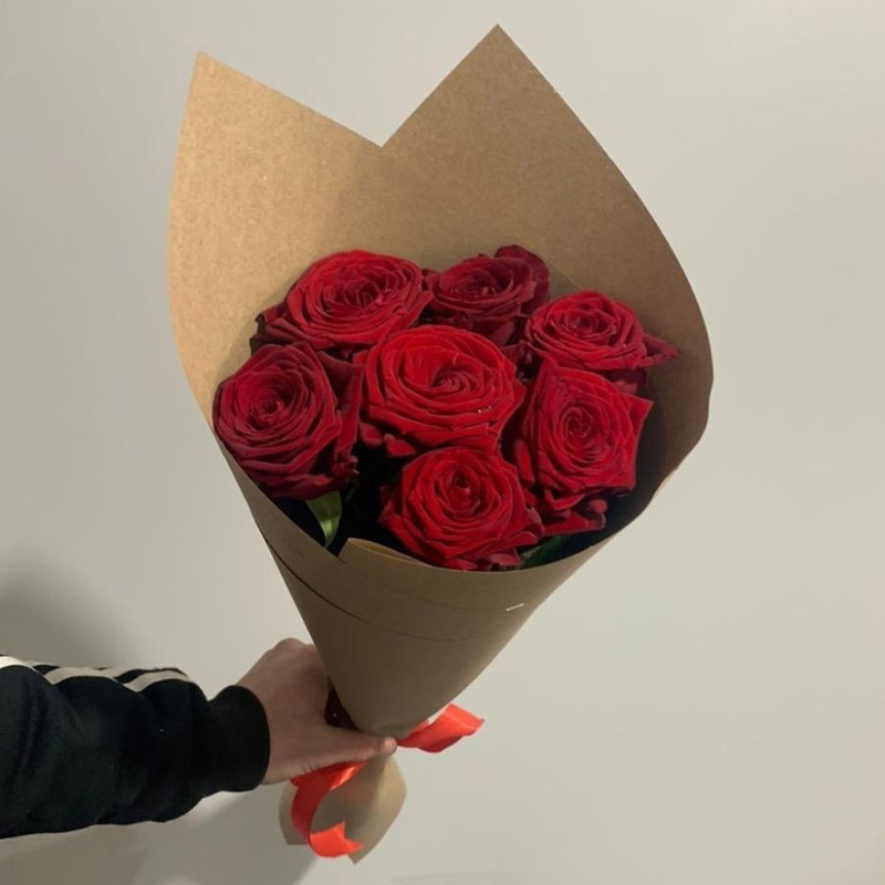 Bouquet of 7 red roses 60 cm, standart