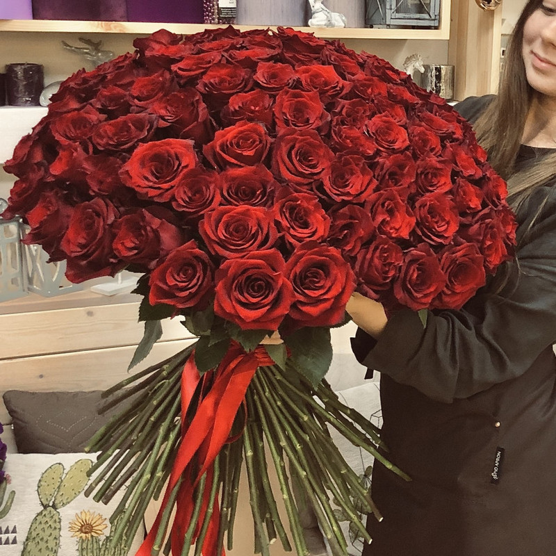 101 роза красная 70 см, стандартный