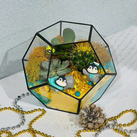 Florarium with penguins