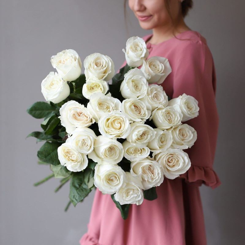 25 белых пионовидных роз, стандартный