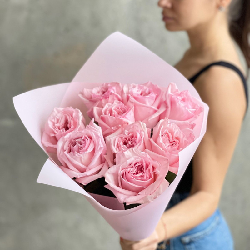 Bouquet of fragrant roses, standart
