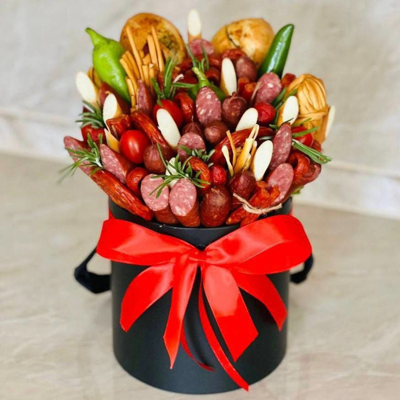 Sausage bouquet in a hat box, standart