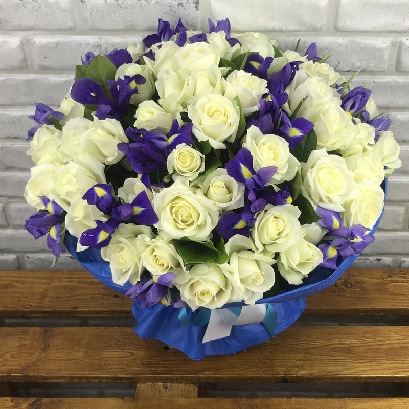 Bouquet "51 white roses Avalanche with irises in designer craft", standart