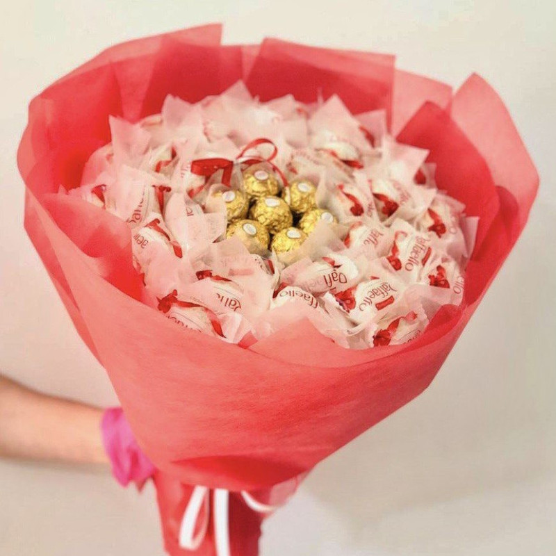 Композиции и букеты из конфет с живыми цветами в Челябинске