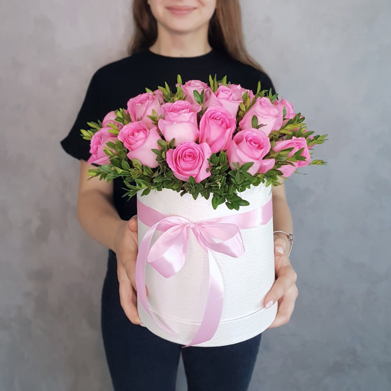 box of pink roses, standart