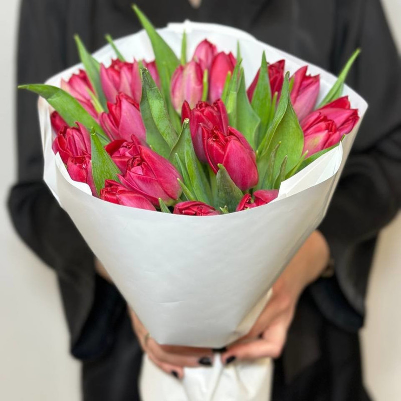 Bouquet of red peony tulips, standart