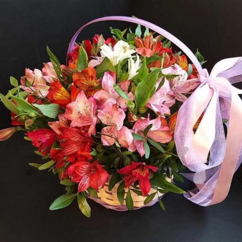 Basket with flowers "Beloved", standart