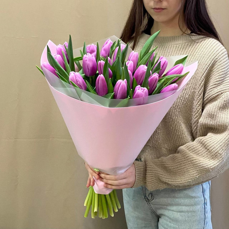 Bouquet of 25 delicate lilac tulips, standart