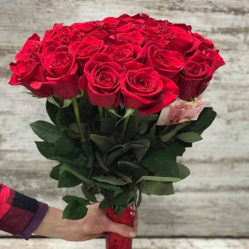 25 free roses with raffia, standart
