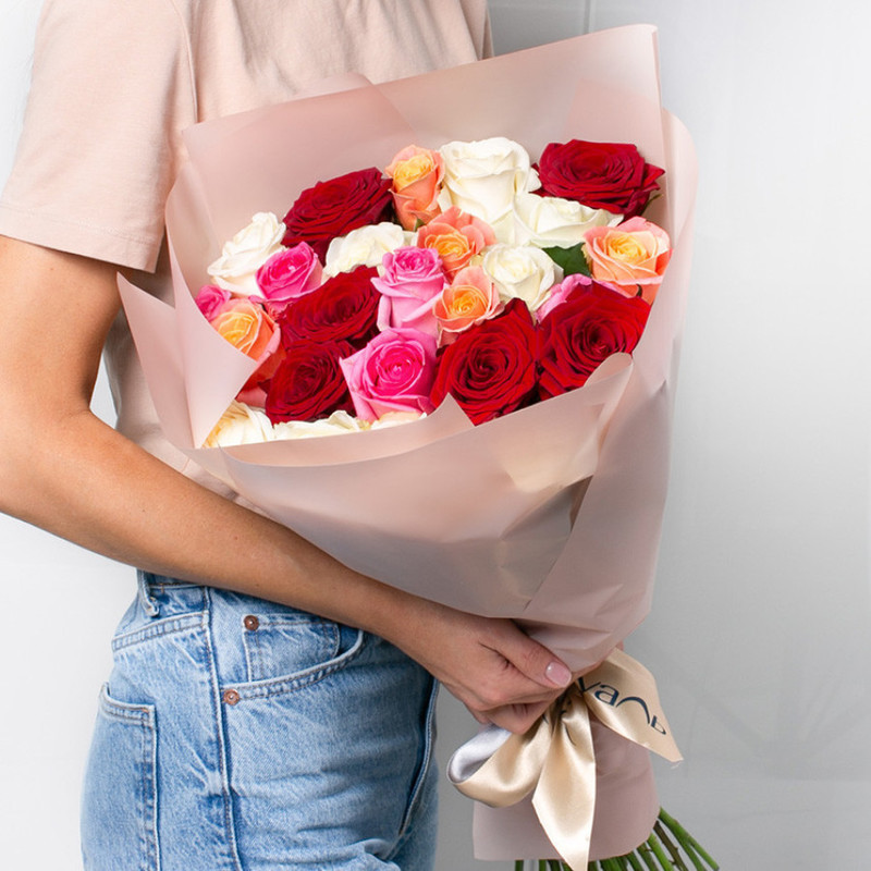 Bouquet of natural flowers of delicate roses 25 pcs. (40 cm), standart
