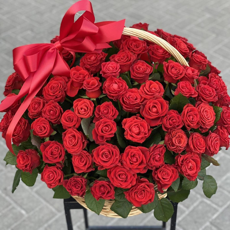 101 roses in a basket, standart