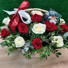 Basket of 35 white-red roses