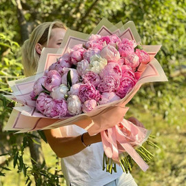 Large bouquet of pink peonies