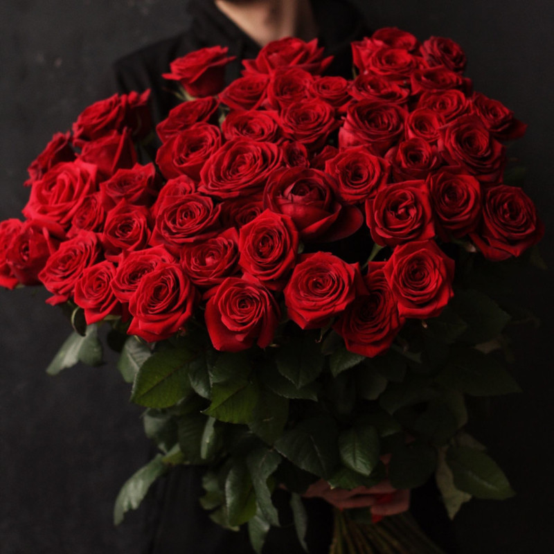 Красные розы Red Naomi 51 шт, стандартный