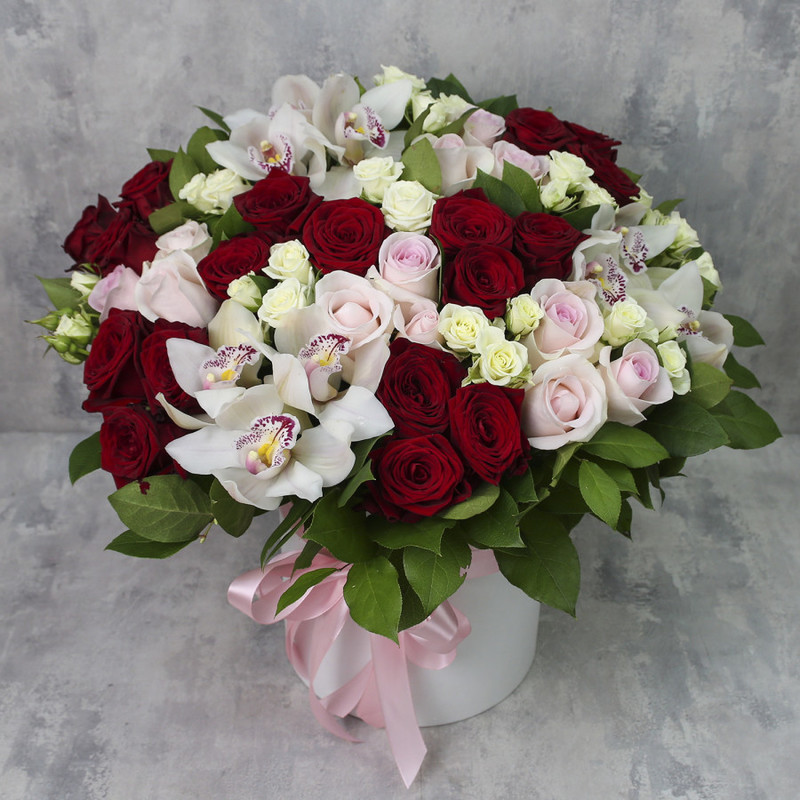 Box with flowers "Anniversary", standart