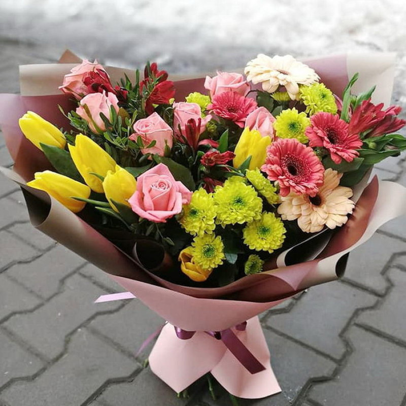 Roses and gerberas with tulips, standart