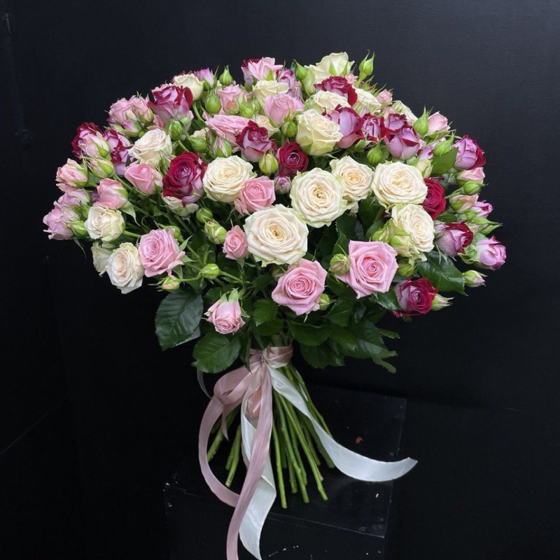 Bouquet of spray roses "Miss Charm", standart