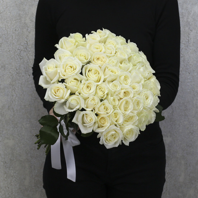 51 белая роза "Аваланч" 40 см, стандартный