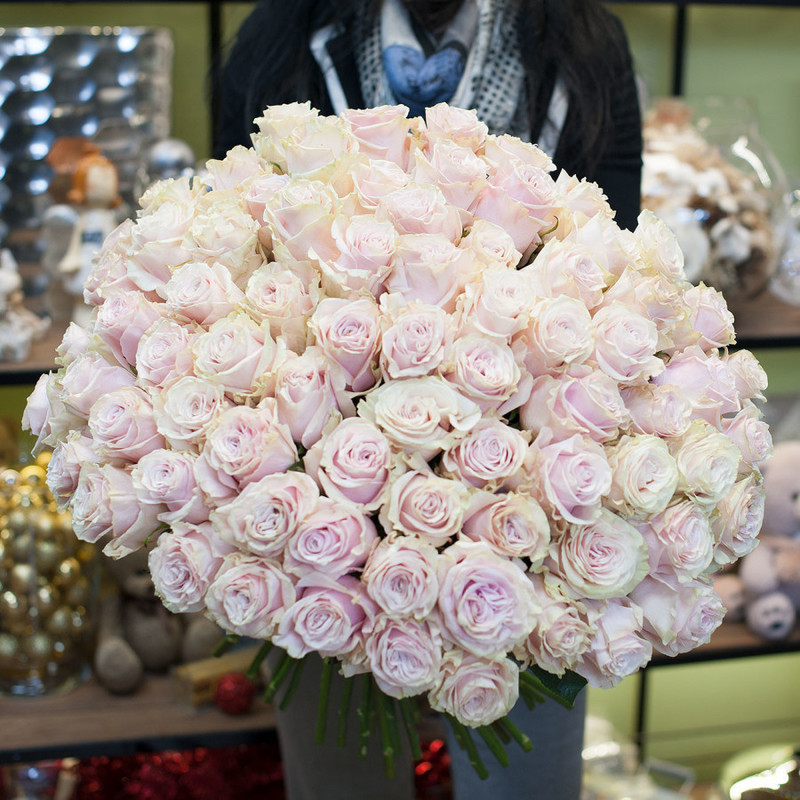 Bouquet of pale pink roses (101 roses), standart