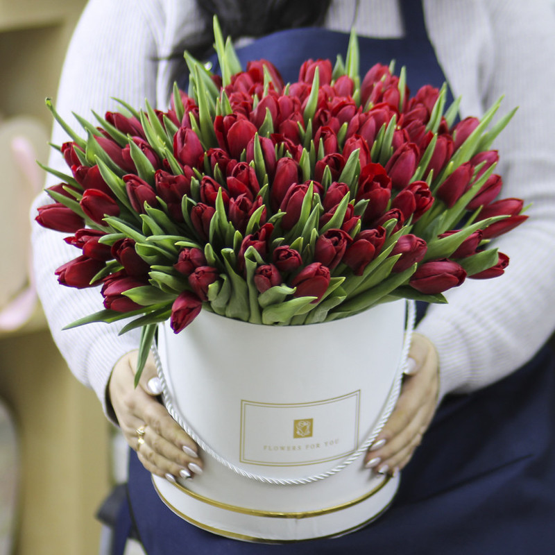 Bouquet "101 red tulips in a box", standart