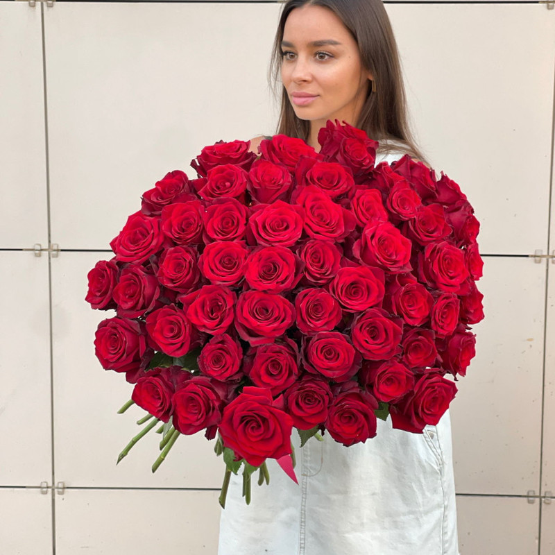 51 red rose Ecuador, standart