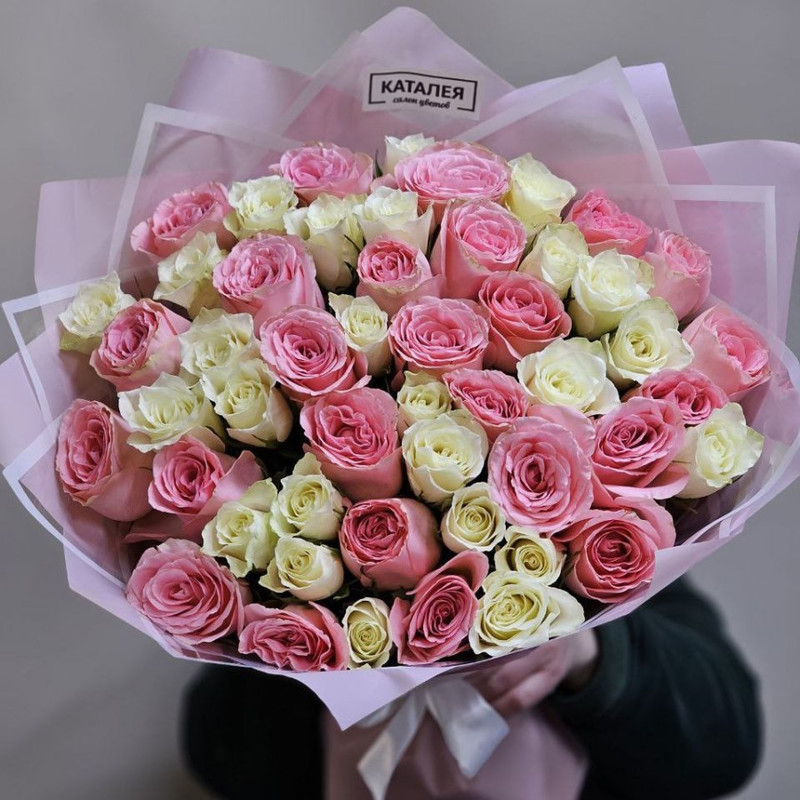 delicate bouquet of 51 roses, standart