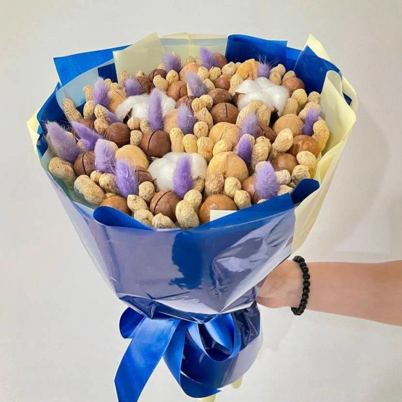 Nut bouquet for the teacher, standart