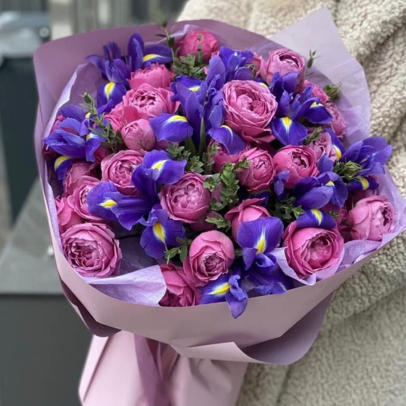 Bouquet of irises and peony roses, standart