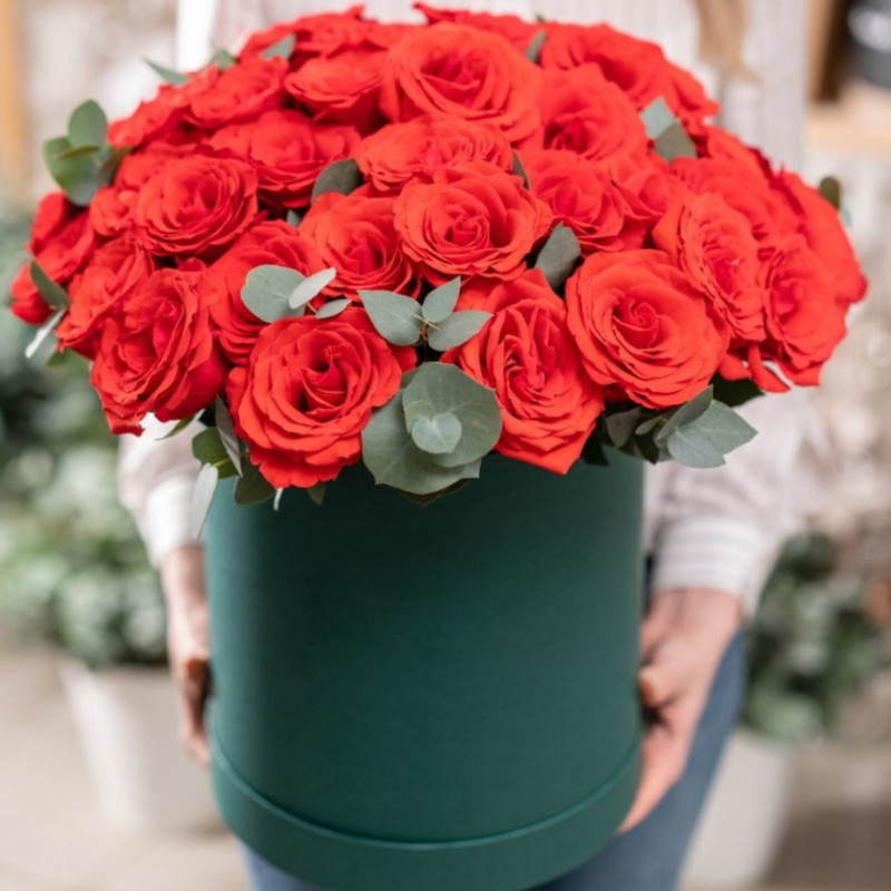 51 roses in a hatbox, standart