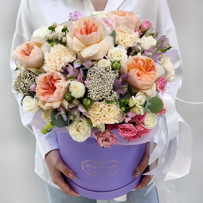 Piazzetta chic box with flowers, standart