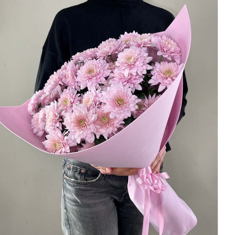 Розовые кустовые хризантемы., стандартный