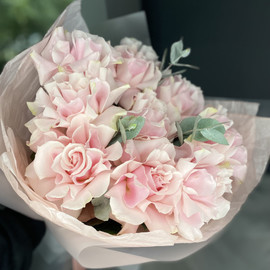 Bouquet of French roses