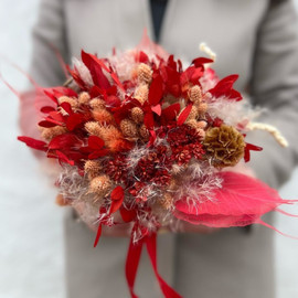 Букет невесты из сухоцветов Пылающая страсть